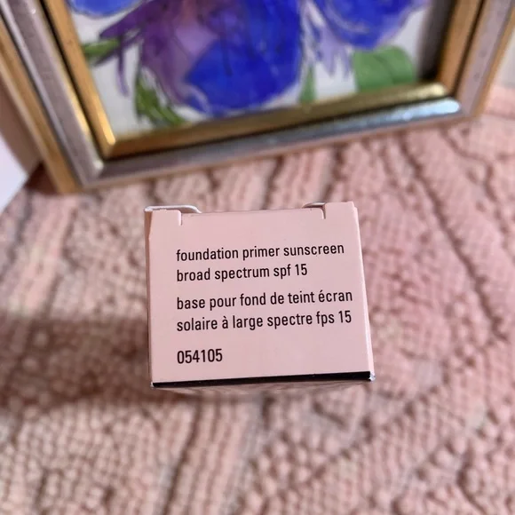 Mary Kay® Foundation Primer Sunscreen Broad Spectrum SPF 15* - Picture 6 of 6